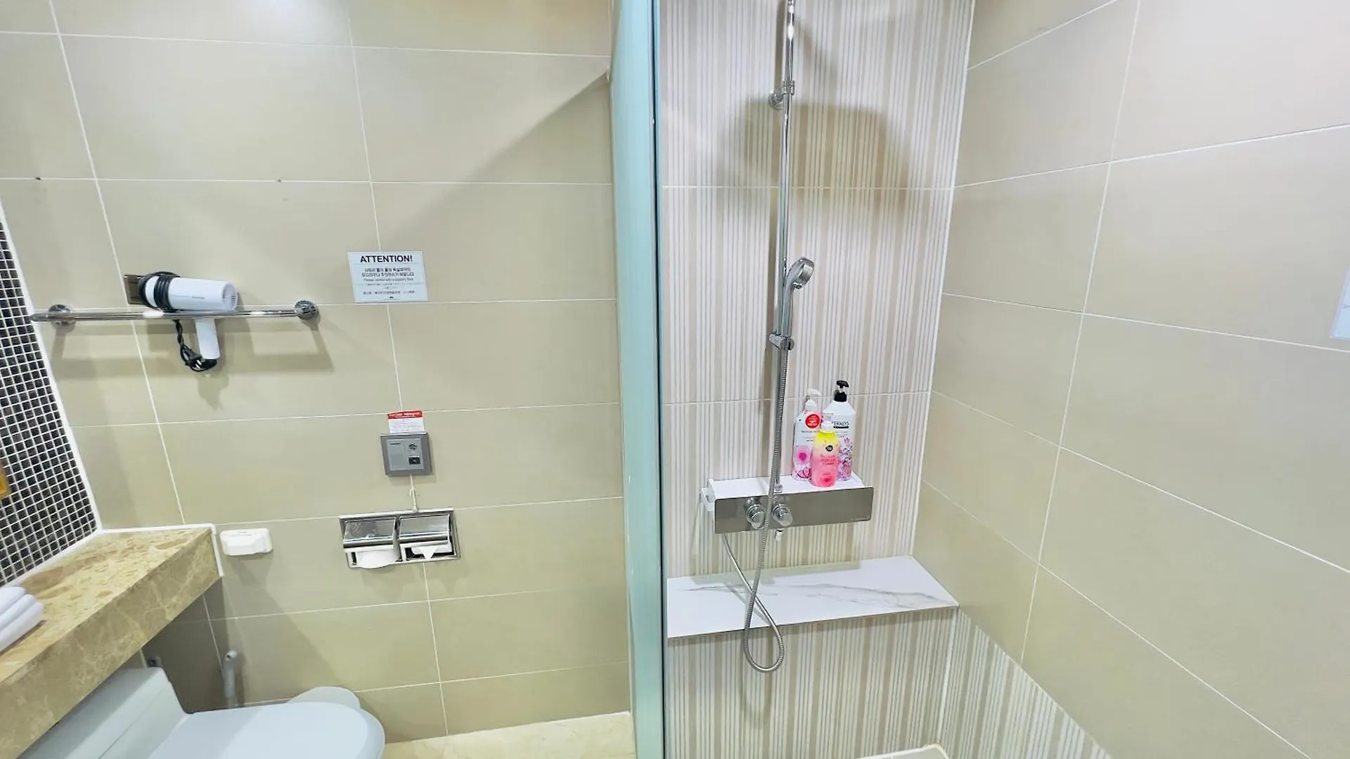 Busan Centurn Victoria Hotel