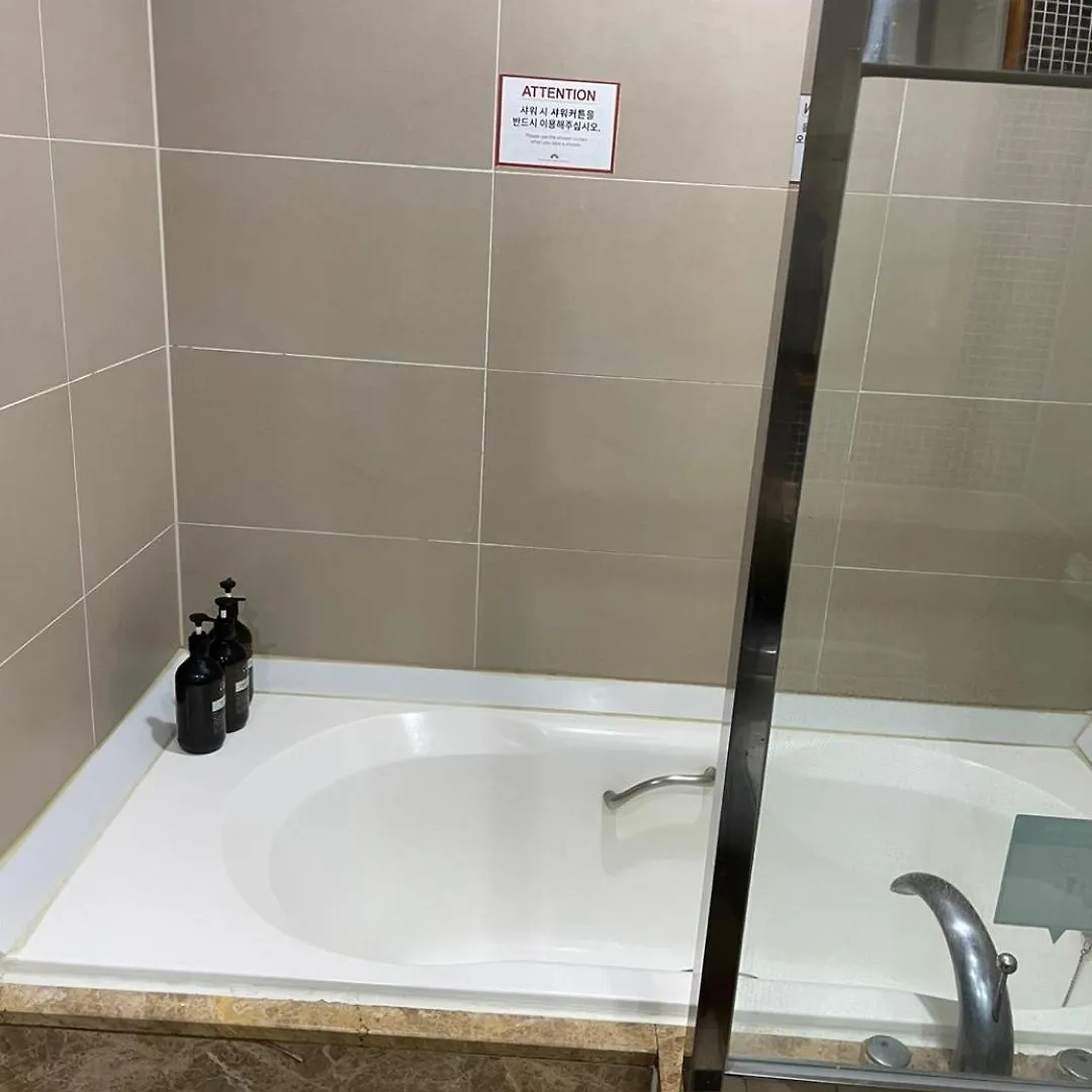 Busan Centurn Victoria Hotel 3*,